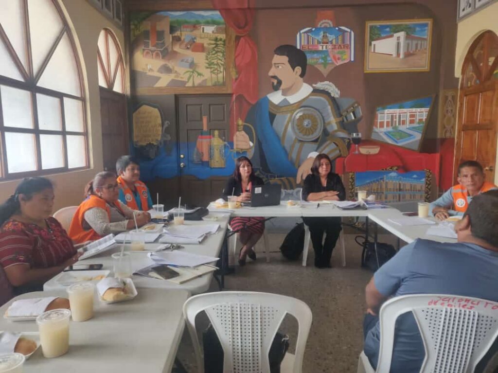 Capación a Consejos Comunitarios de Desarrollo -COCODE- de Segundo Nivel